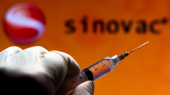 Китайскую вакцину Sinovac завезут в Украину в течение 30 дней – Степанов