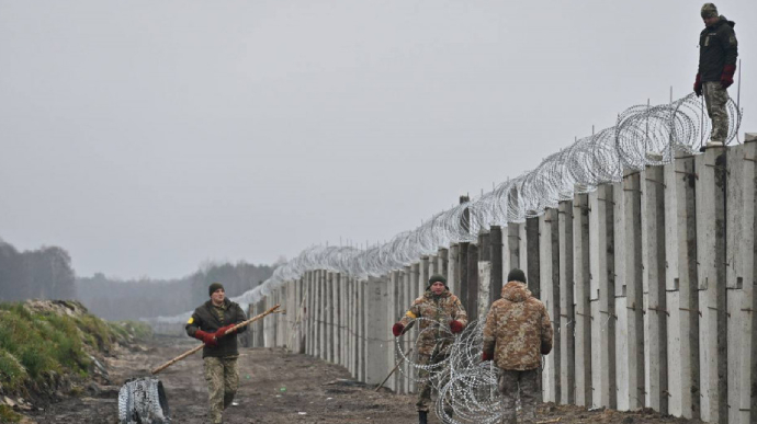 Ukrainian border guards comment on situation on border with Belarus