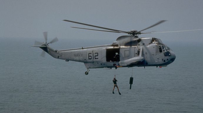 В Україну прибув ще один британський гелікоптер Sea King – Резніков