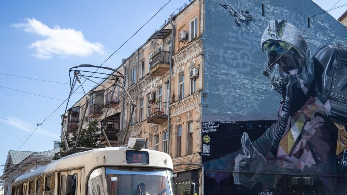У Києві відновлюють роботу низки тролейбусів і трамваїв
