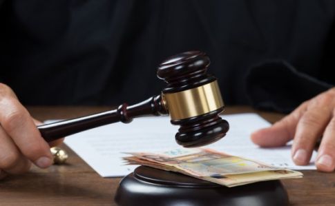 Парубий связал создание Антикоррупционного суда и тарифы