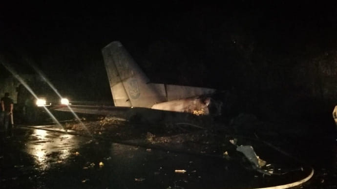 На Харьковщине разбился военный самолет, есть погибшие