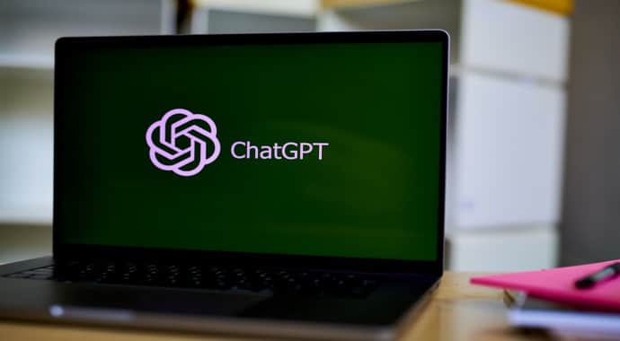 Хакеры, связанные с РФ, взяли на себя ответственность за сбои в ChatGPT