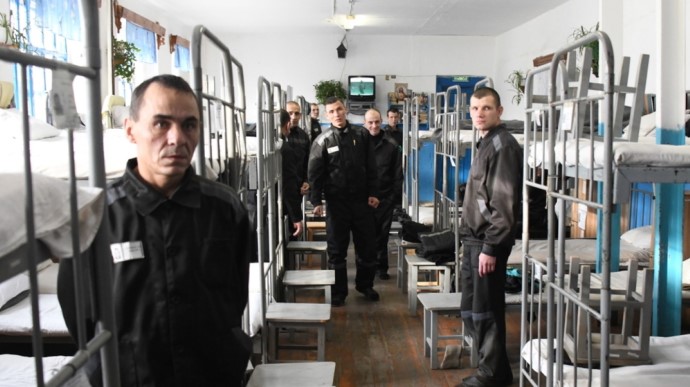 Пошли воевать против Украины: российские тюрьмы рекордно опустели
