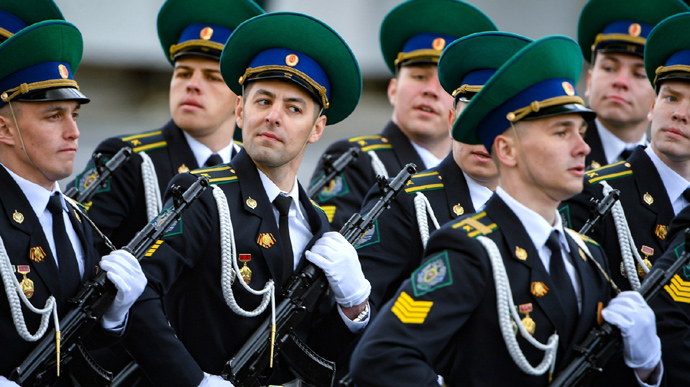 В Росії збільшили граничний вік до 65 років для прийому в армію на контракт