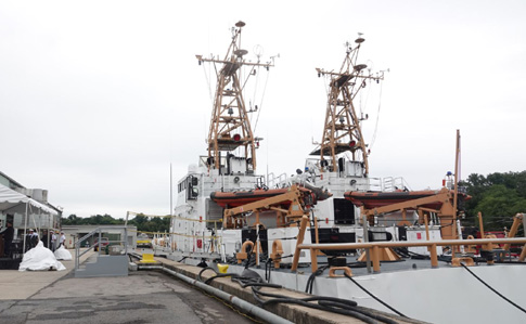 США передали Україні 2 патрульні катери типу Island