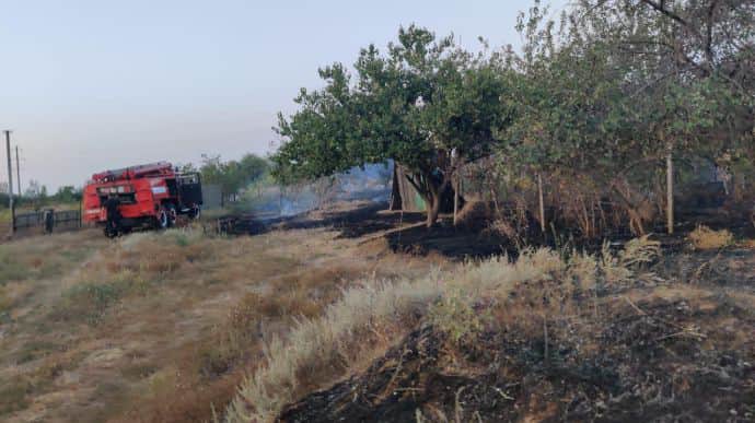 Russians attack village in Kherson Oblast – tractor crew injured
