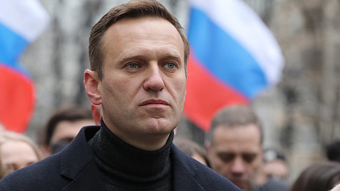 СМИ пишут, что у Навального отравления психодислептиком, врач не подтверждает