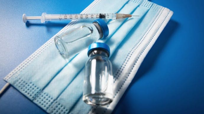 У США почалася кампанія додаткової вакцинації проти Covid препаратом Pfizer