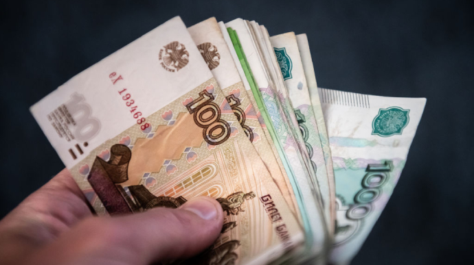 Occupiers plan to phase out hryvnia after New Year