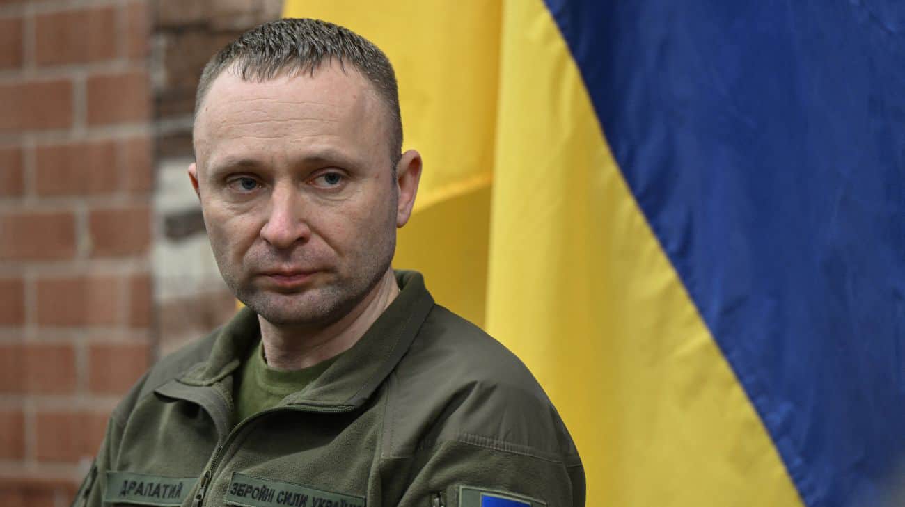 Dropaty Land Forces Commander submitted a resignation report