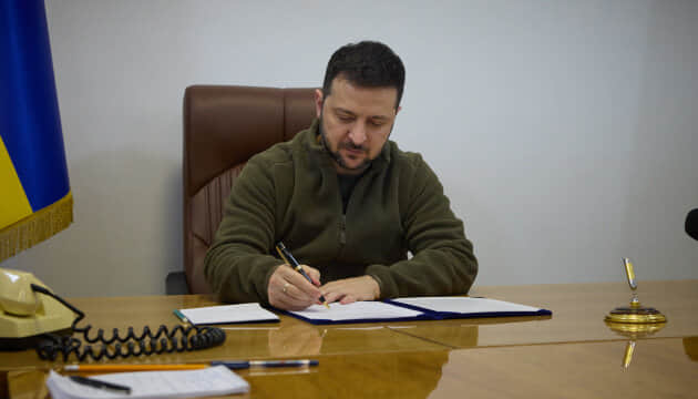 Zelenskyy imposes sanctions against over 300 companies and individuals from Russia and other countries