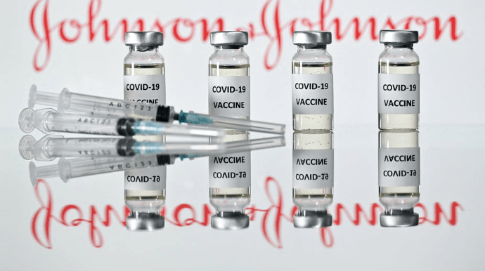 Европейский регулятор обнаружил связь между вакциной J&J и тромбозом в венах