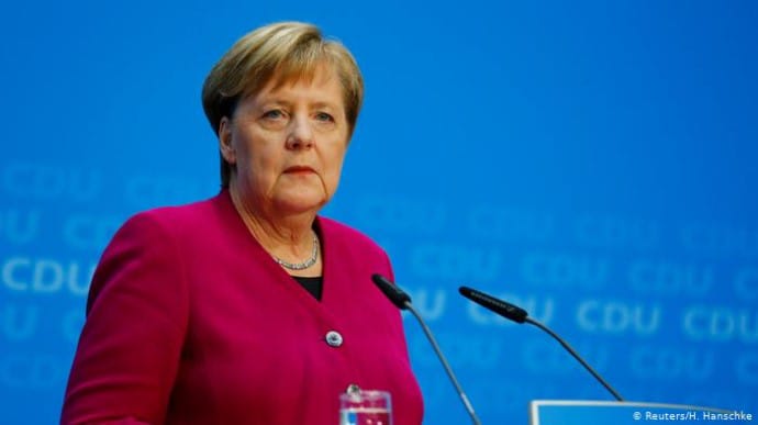 Меркель: стремление к демократии в Беларуси растоптано ногами