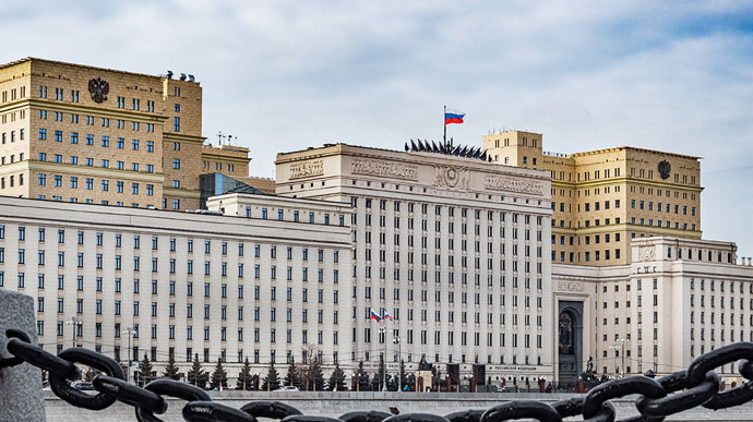 Чоловік із пістолетом намагався потрапити в Міноборони в центрі Москви