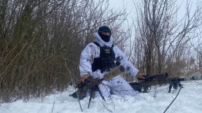 Sniper spends 11 hours in ambush to kill Russian officer with first shot