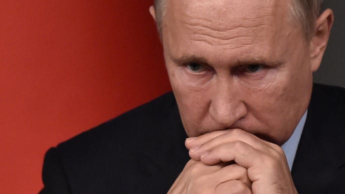 On the brink of WWIII: Putin orders nuclear deterrence forces on high alert