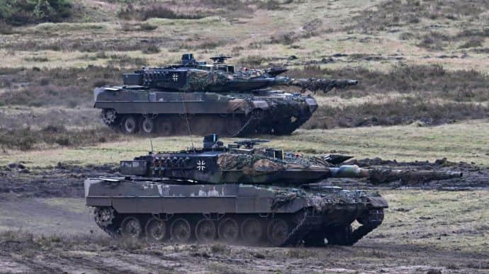 СМИ: Минобороны Дании признало дефекты в переданных Украине танках Leopard 1A5