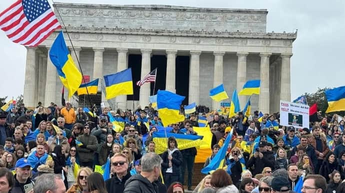 Рекордна акція: 24 лютого на підтримку України провели понад тисячу заходів у 69 країнах