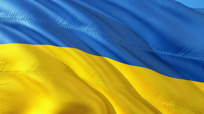 Над Херсоном украинский флаг, будем жить – мэр 