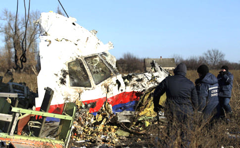 Слідство встановило 100 людей, причетних до катастрофи MH17 – ГПУ