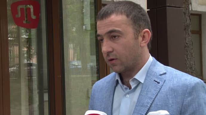 В аэропорту Кишинева задерживали помощника Джемилева, которому ФСБ шила экстремизм
