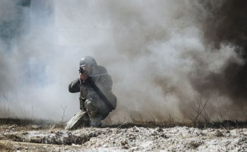 Сутки в АТО: Боевики били 45 раз, 5 украинских военных ранены