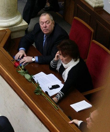 Бахтеєва голосує за регіонала Скубашевського