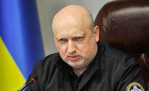 Турчинов пообіцяв, що РНБО оперативно розгляне санкції проти 112 Україна і NewsOne