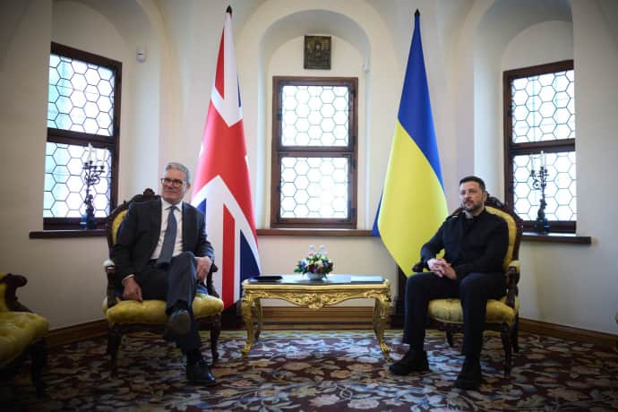 Zelensky arranged a macron and older excursion to the center of Kiev