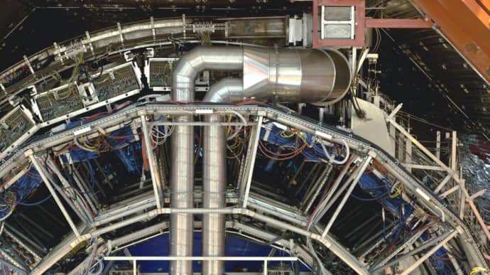 Large Hadron Collider operator to end collaboration with 500 Russia-affiliated scientists