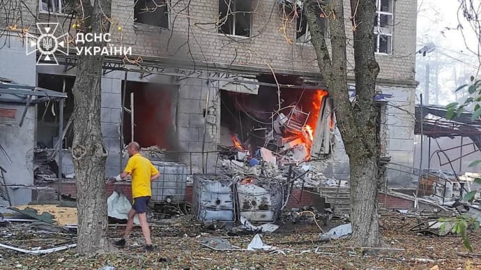 Russian strike on Sumy hospital: death toll and casualties rise – photos