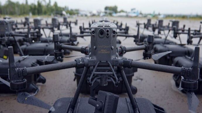 В Украину прибыли первые дроны-разведчики Fly Eye