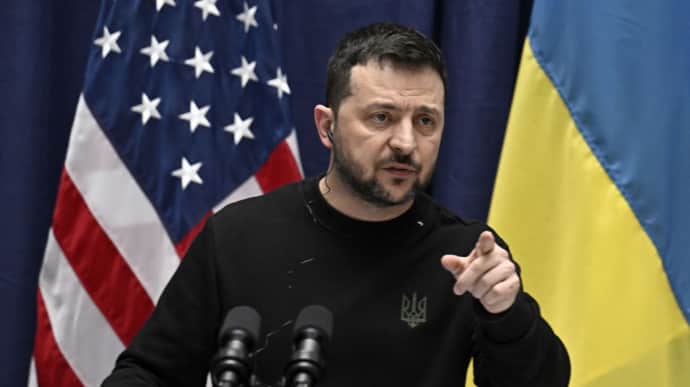 Zelenskyy warns US and Europe against losing to Shahed drones or Russian fighter jets