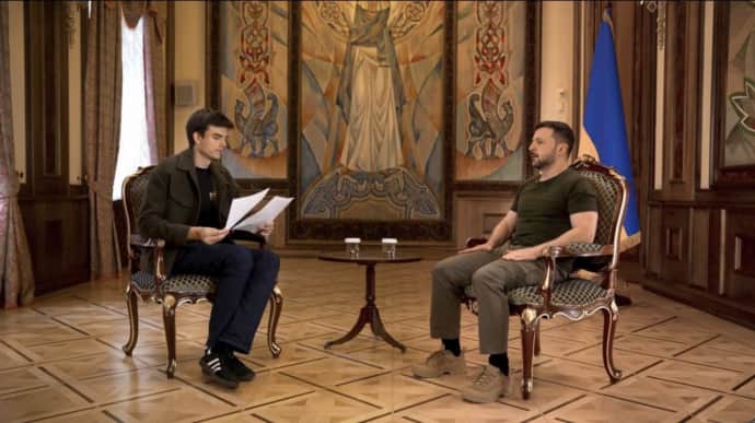 Zelenskyy explains why he signed law lowering conscription age – video
