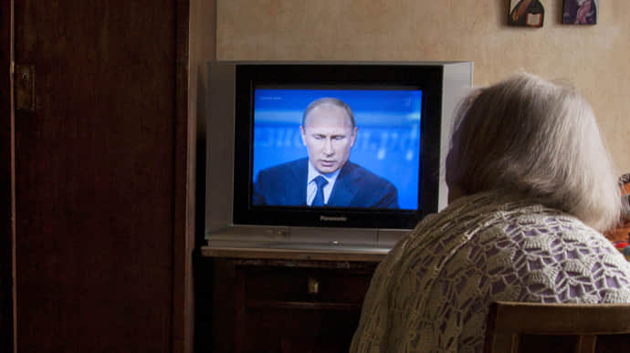 ЗМІ проаналізували, як пропаганда привчила росіян до війни і ненависті до України