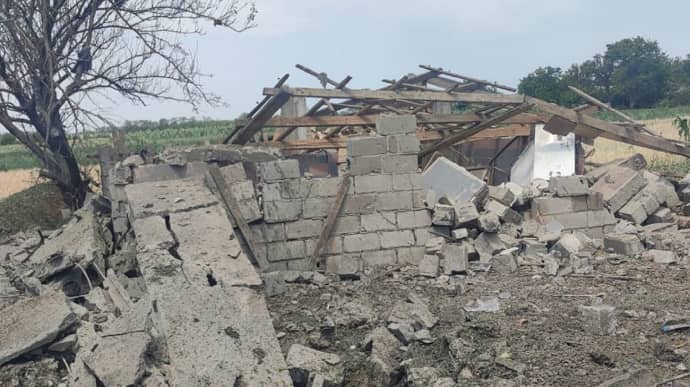 Russians target Donetsk Oblast, killing 1 person and wounding 7 others, including 10-year-old child – photo