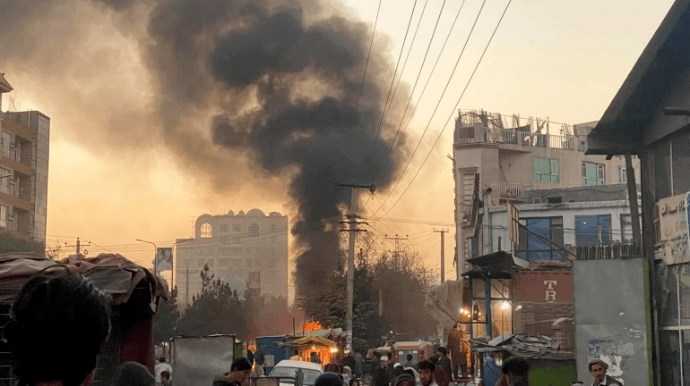 В афганском Кабуле взорвался микроавтобус