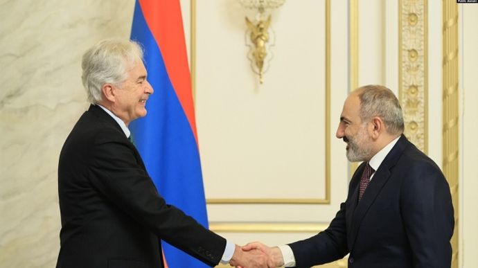 У Вірменії підтвердили візит глави ЦРУ – він зустрівся з Пашиняном