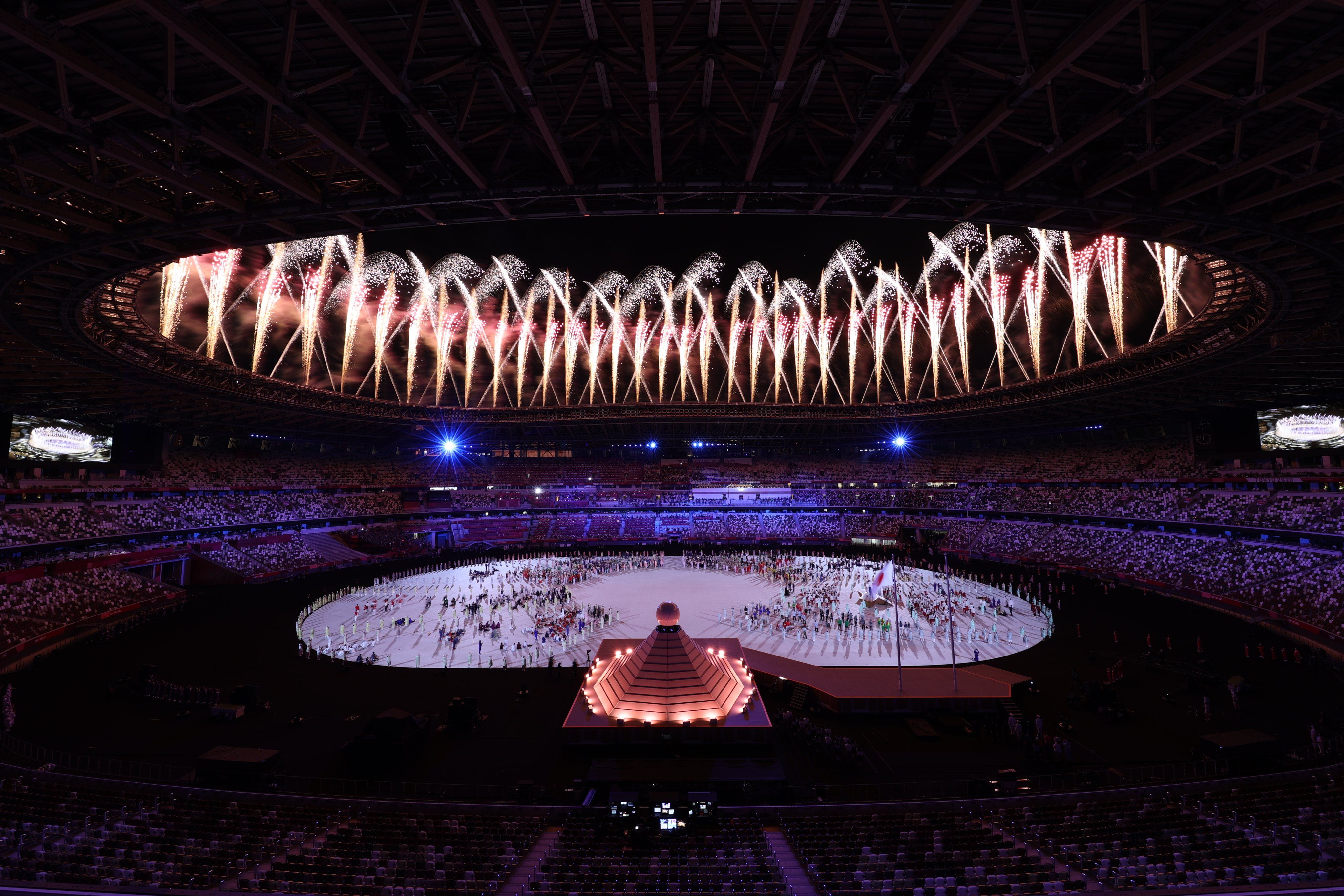 Смотрела открытие олимпиады. Олимпийские игры в Токио 2020. Олимпийский стадион Токио 2020. Церемония открытия олимпиады в Токио 2021.