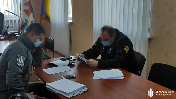 Масштабні пожежі на Луганщині: ДБР повідомило про підозру начальнику рятувальників