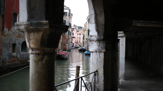 У Венеції висихають знамениті канали