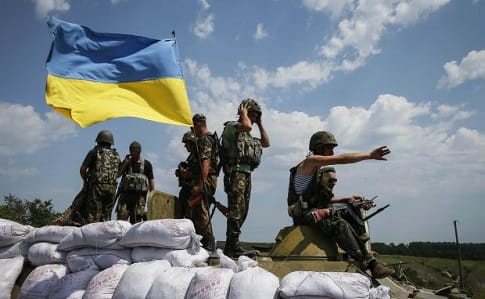 Сутки в АТО: 52 обстрела, 5 украинских военных ранены
