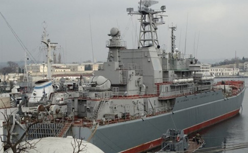 Командувач ВМС: Окупанти розбирають на запчастини українські кораблі в Криму