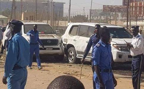 На премьера Судана совершили покушение: пытались взорвать в авто 