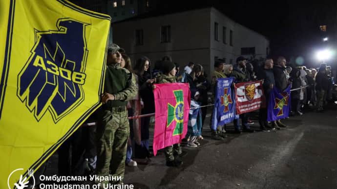 34 Azov soldiers brought back from Russian captivity in latest prisoner swap – Azov commander