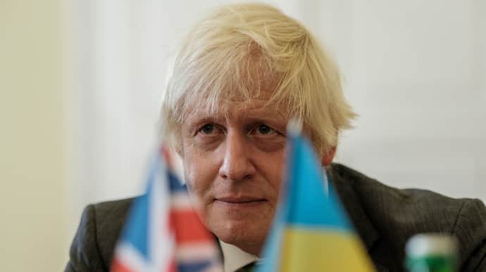 Boris Johnson calls for lifting of ban on Ukraine's use of Storm Shadow missiles in Russia