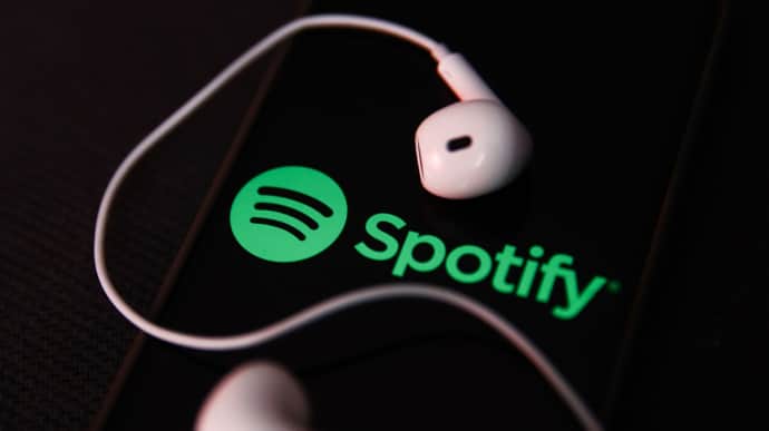 Songs by several pro-war Russian singers disappeared from Spotify