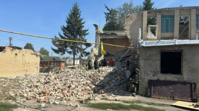 Bodies of two women found under rubble in Kozacha Lopan