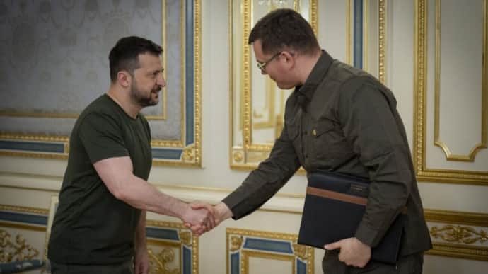 New Lithuanian defence minister arrives in Ukraine, meets with Zelenskyy